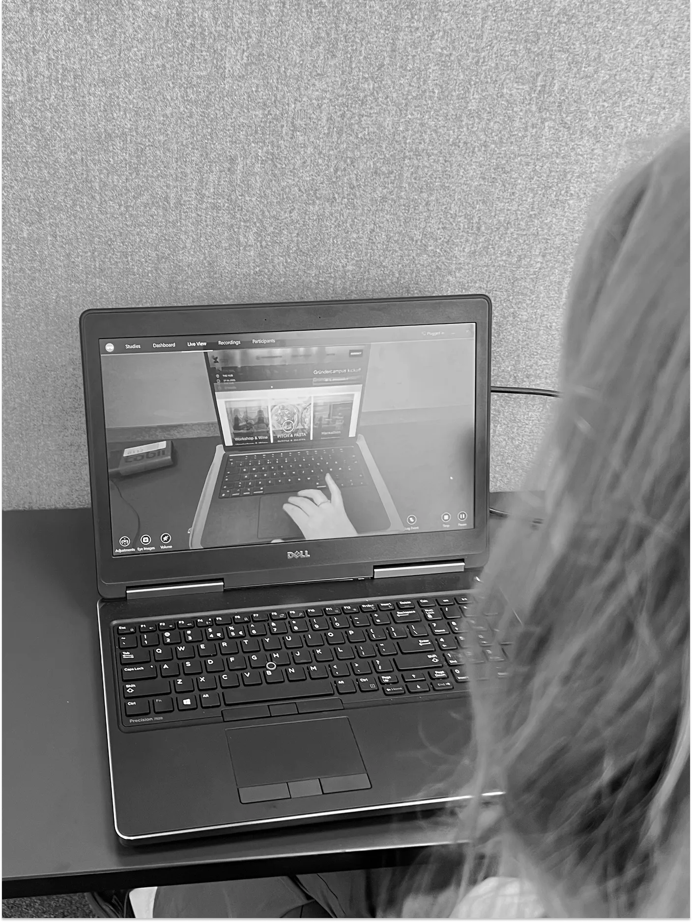 Brukertest av GründerCampus-nettsiden med observasjon av brukernes navigasjon.